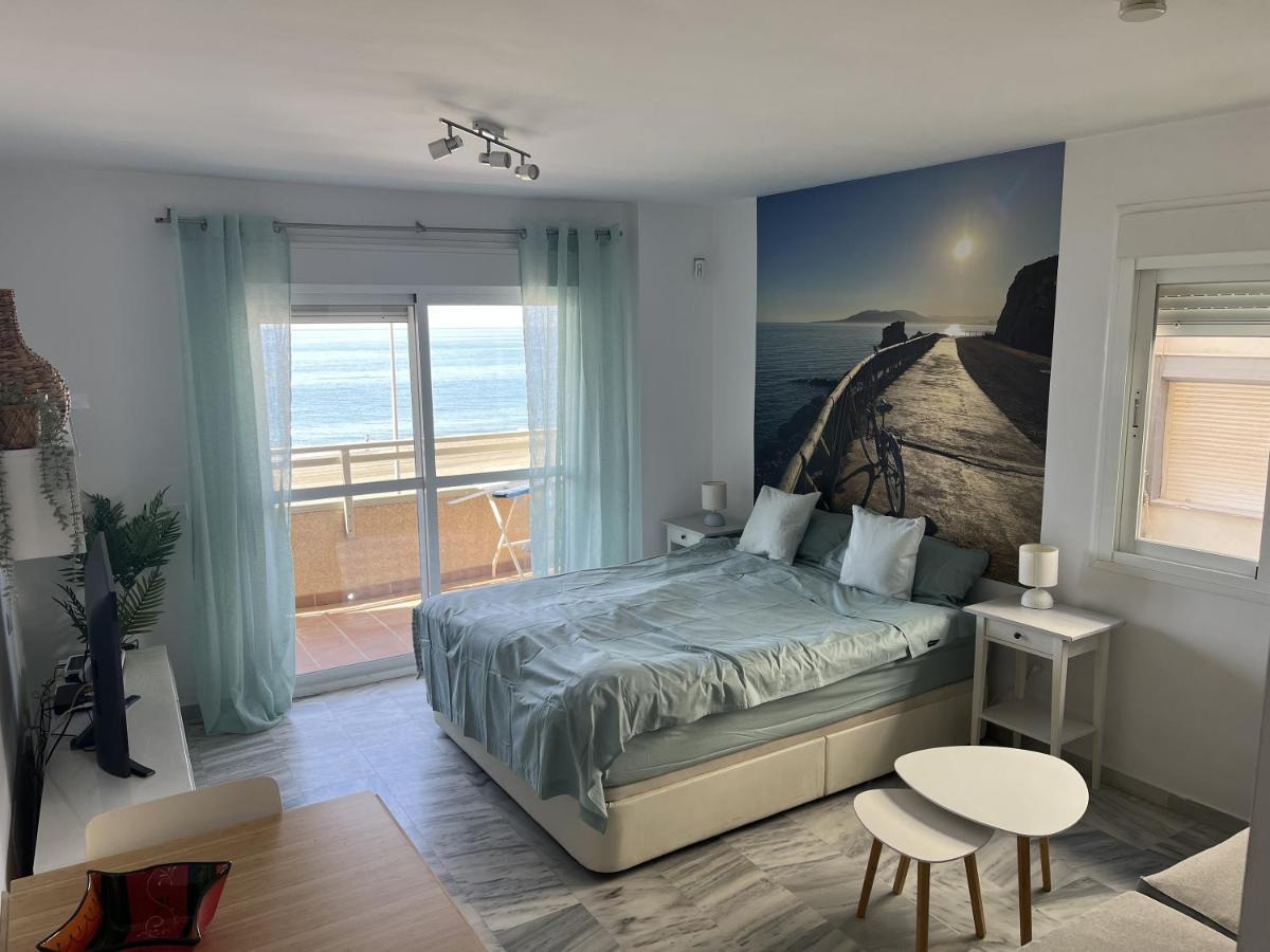 Studio 2 Sea Front Rincón de la Victoria Kültér fotó